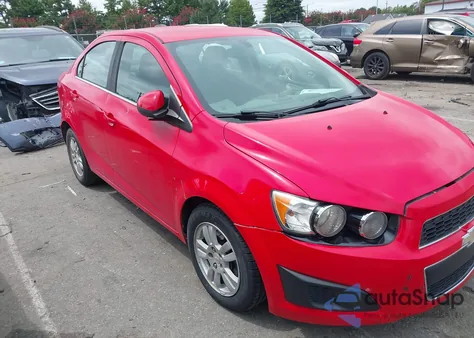 2015 Chevrolet Sonic Lt Auto z USA, uszkodzony, nr VIN 1G1JC5SH3F4220819